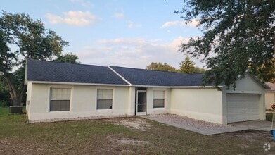 Building Photo - 15405 Margaux Dr