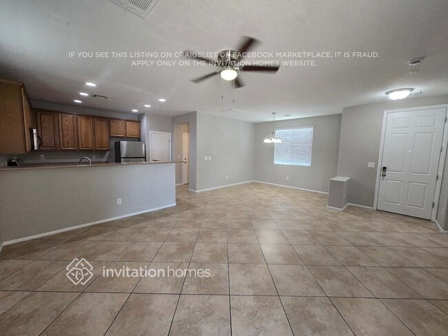 Building Photo - 6216 Trenton Parade Ave