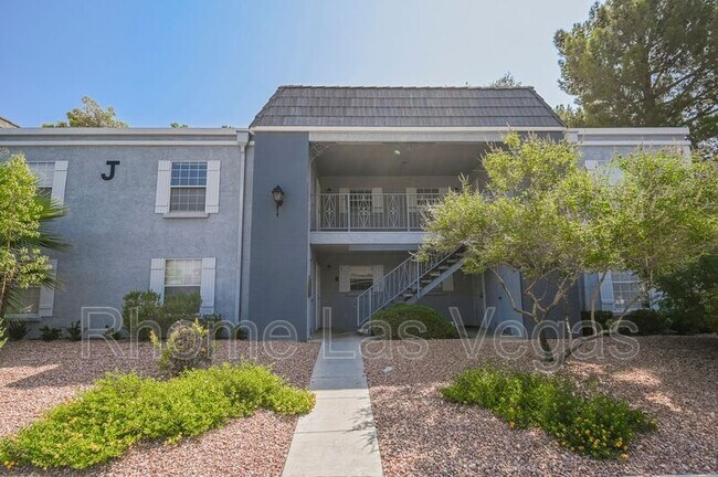 Building Photo - 3823 S Maryland Pkwy