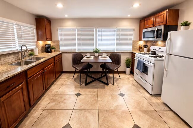 Foto del edificio - 1014 Brown St