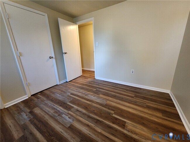 Building Photo - 9396 Wind Haven Ct