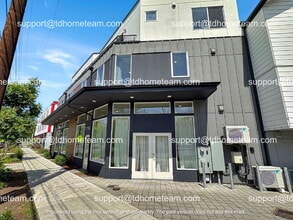Building Photo - 7118 Beacon Ave S