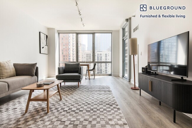 Foto del edificio - 2 W Delaware Pl