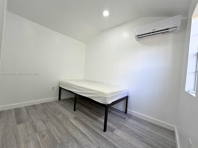 Foto del edificio - 9255 SW 43rd Terrace