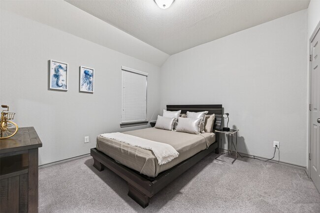 Foto del edificio - 6 Log House Ct