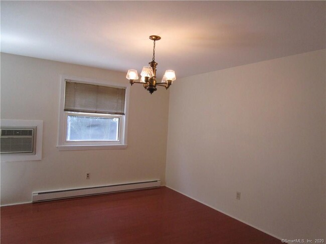 Building Photo - 1 Barnstable Ln