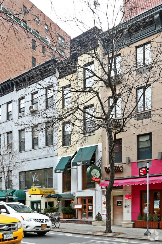 Building Photo - 206 E 60th St