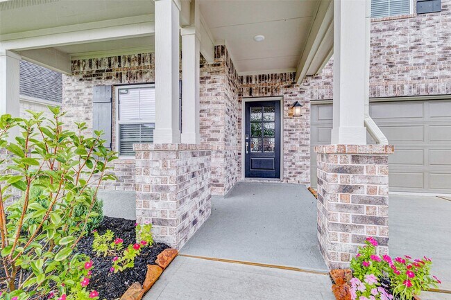 Foto del edificio - 21734 Persian Lk Dr