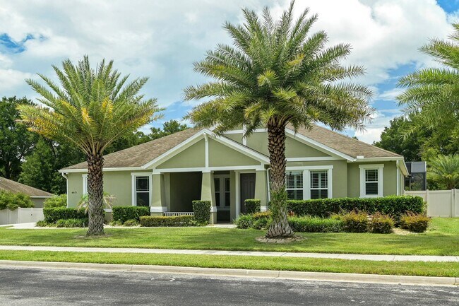 Foto del edificio - Expansive 4 bedroom, 3 bath remodeled home in gated community