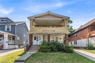 Building Photo - 2133 W 98th St