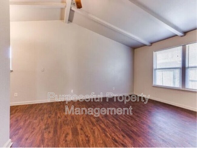 Foto del edificio - 2633 SW 68th St