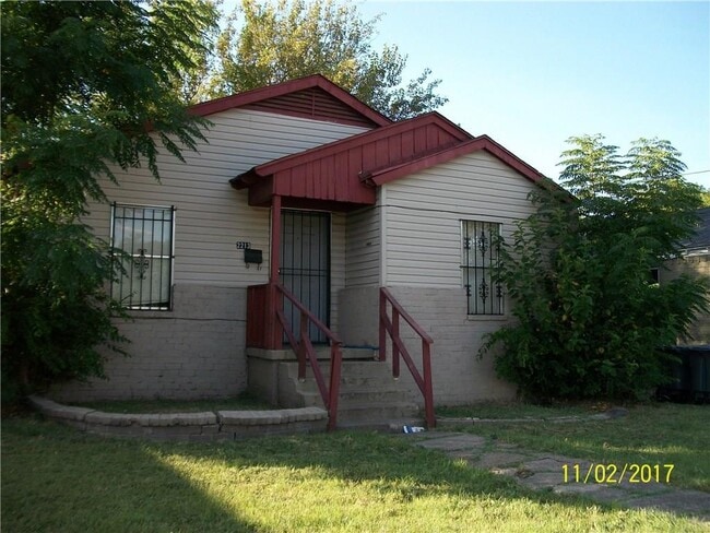 Photo - 2213 Lea Crest Drive, Dallas, Texas 75216 Apartment