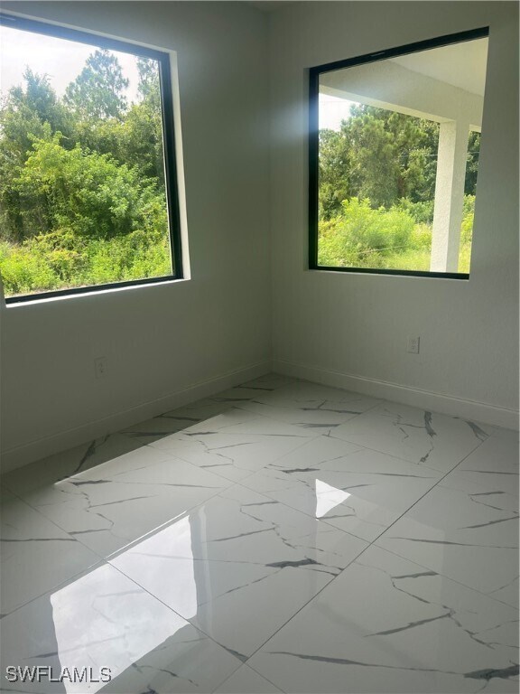 Foto del edificio - 2905 Leeland Heights Blvd