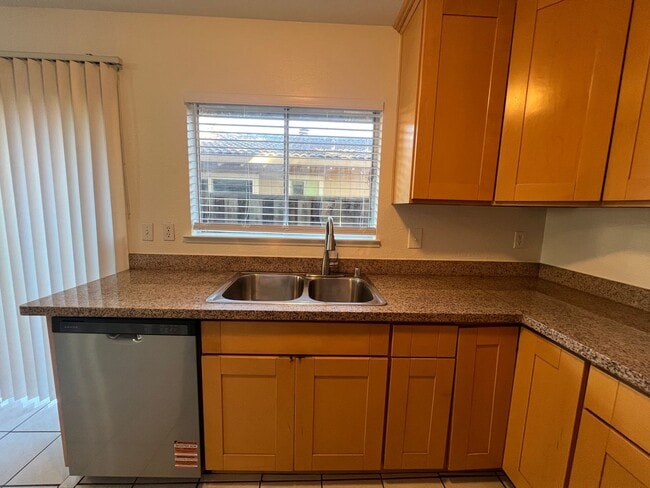 Photo - Duplex available in Little Saigon! Townhome