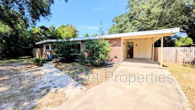Foto del edificio - 2120 Curry Cir