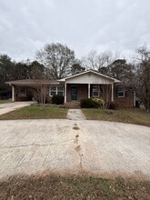 Building Photo - 711 Kay St