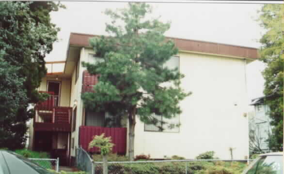 Building Photo - 5041 12th Ave NE