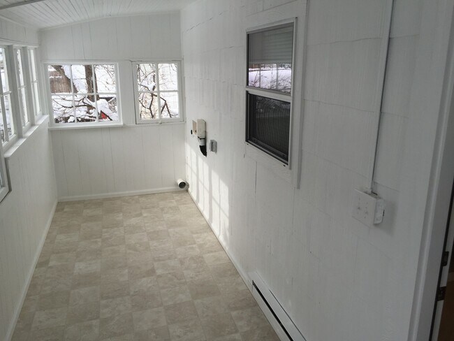 Foto del edificio - 2 Bedroom Home For Rent in the Historic Ar...