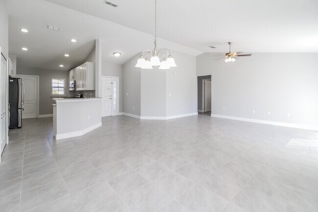 Foto del edificio - 8 Bradford Ct