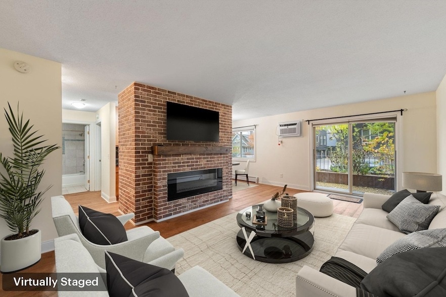 Foto principal - 3540 Hennepin Ave