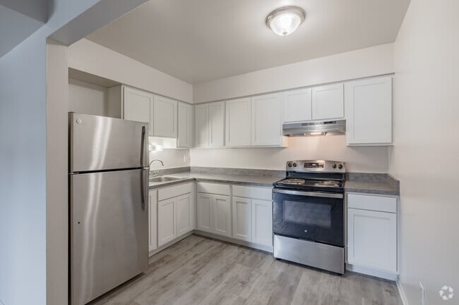 Interior Photo - Maple Grove