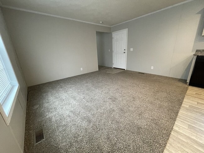 Building Photo - 16206 Normandy St