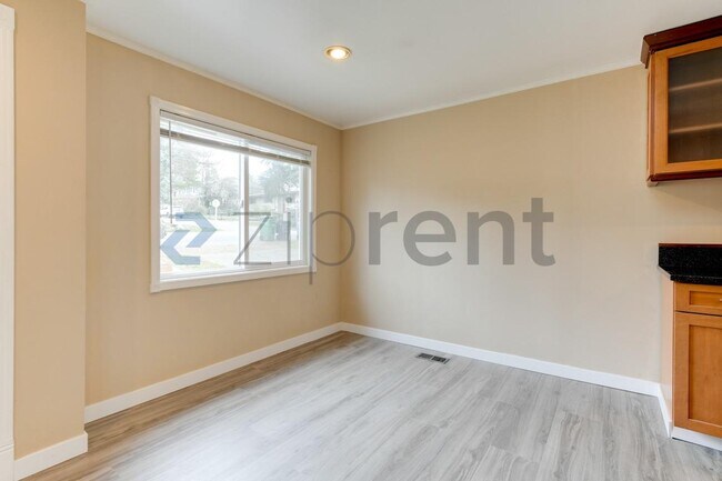 Foto del edificio - 3733 88th Ave SE