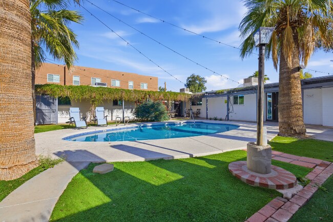 Foto del edificio - 4235 N 13th Pl