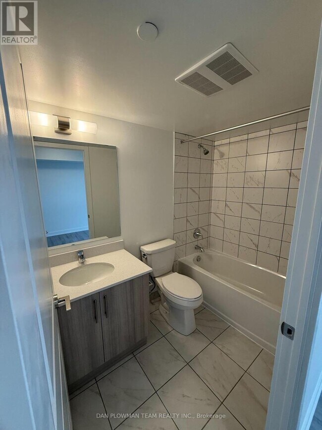 Building Photo - 1010 Sandy Beach Rd