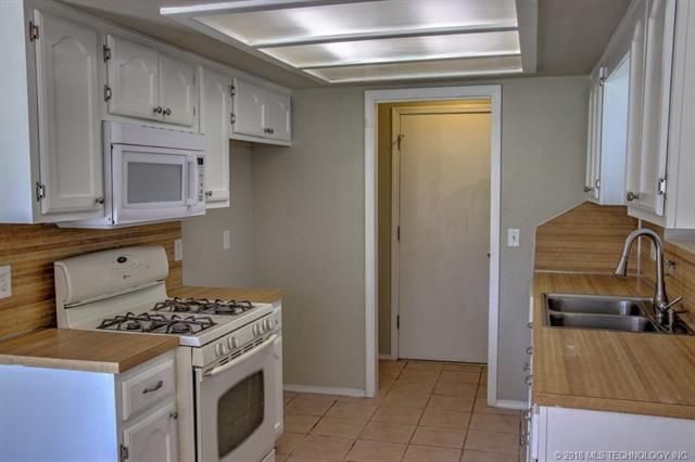 Building Photo - 3 Bedroom 2 bath in Union Schools