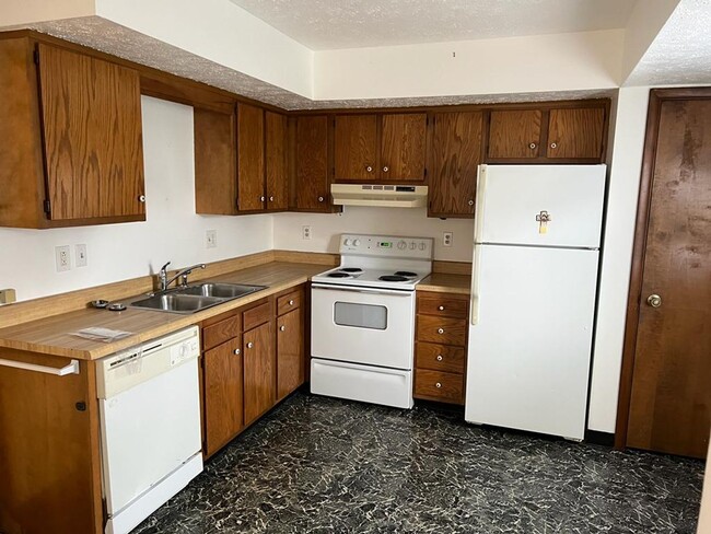 Photo - 729 Brunot St Apartment