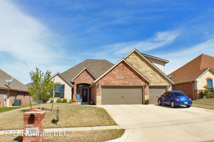 Primary Photo - 4 br, 3 bath House - 4310 NE Flycatcher Lane