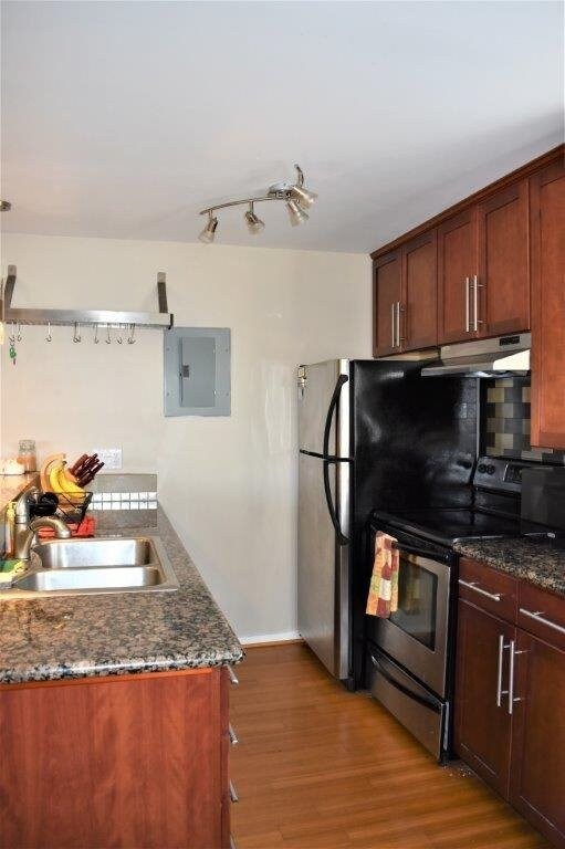 Foto del edificio - Condo in Columbia City