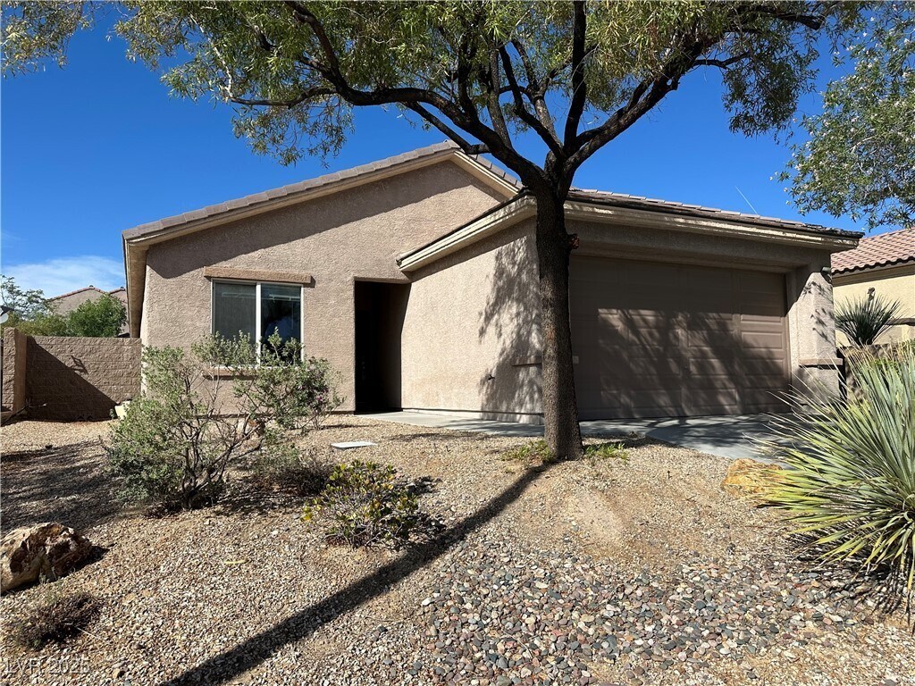 Foto principal - 2676 Dirleton Pl