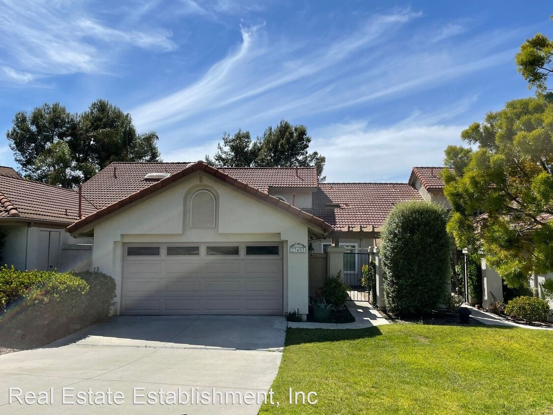 Primary Photo - 3 br, 3 bath House - 27495 Via Sequoia