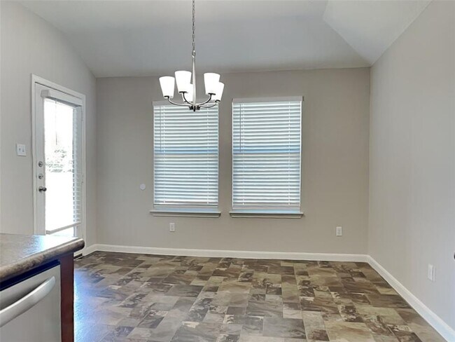 Building Photo - 210 Teron Dr