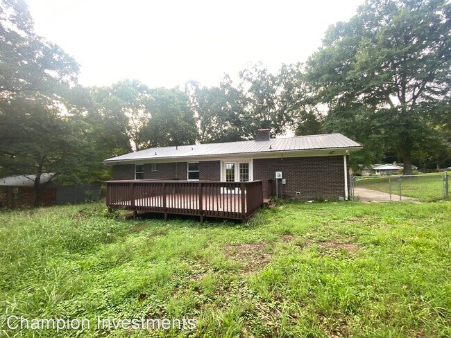 Building Photo - 3 br, 2 bath House - 410 Meadow Lane