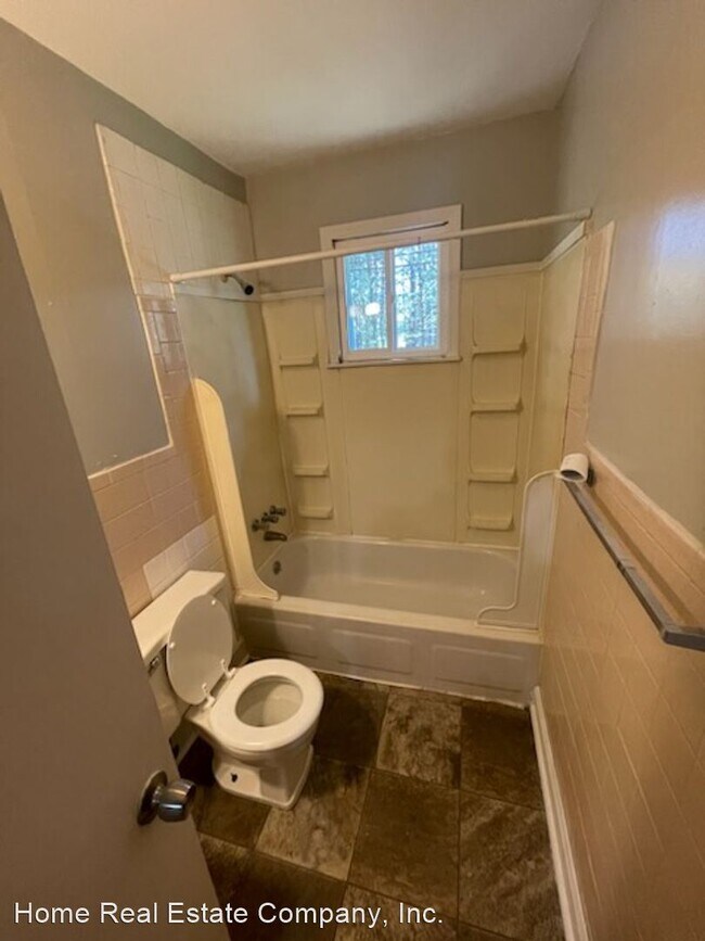 Building Photo - 3 br, 1 bath House - 4872 Berl Street