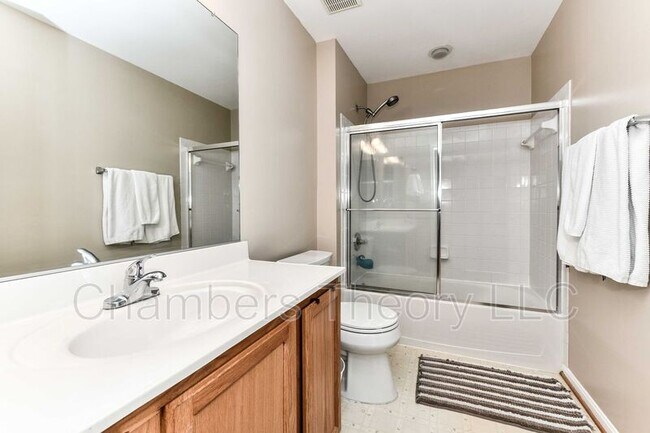 Photo - 46814 Snow Hill Way House