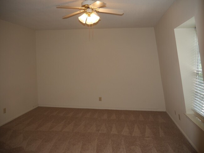 Foto del edificio - 3822-K Country Club Road