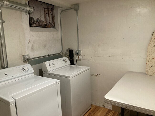 lavandería compartida - 1110 Evans Ave