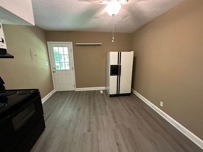 Foto del edificio - One Story House in Madison Heights