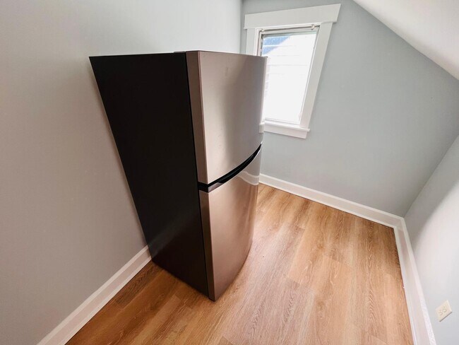 Foto del edificio - 313 S Lakeside Dr