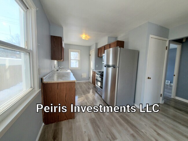 Foto del edificio - 3924 W 130th St