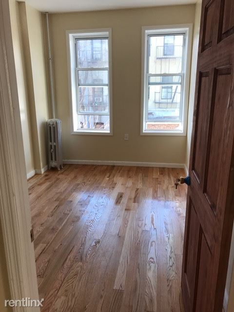Foto principal - 124 Irving Ave