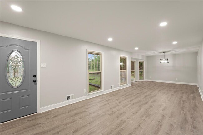 Building Photo - 3410 Jiles Rd NW