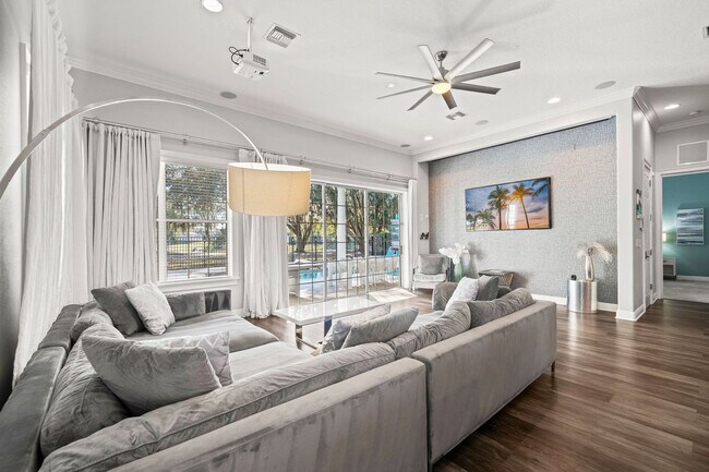 Foto del edificio - 1229 Radiant St