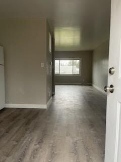Building Photo - 916 S Creve Coeur Ave