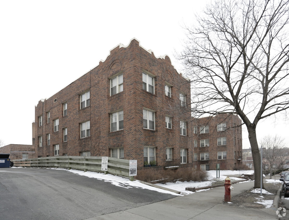 Ridgewood Court - Ridgewood Court Apartments