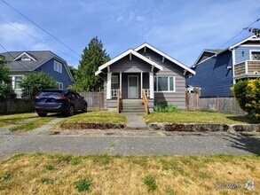 Building Photo - 4017 20th Ave SW
